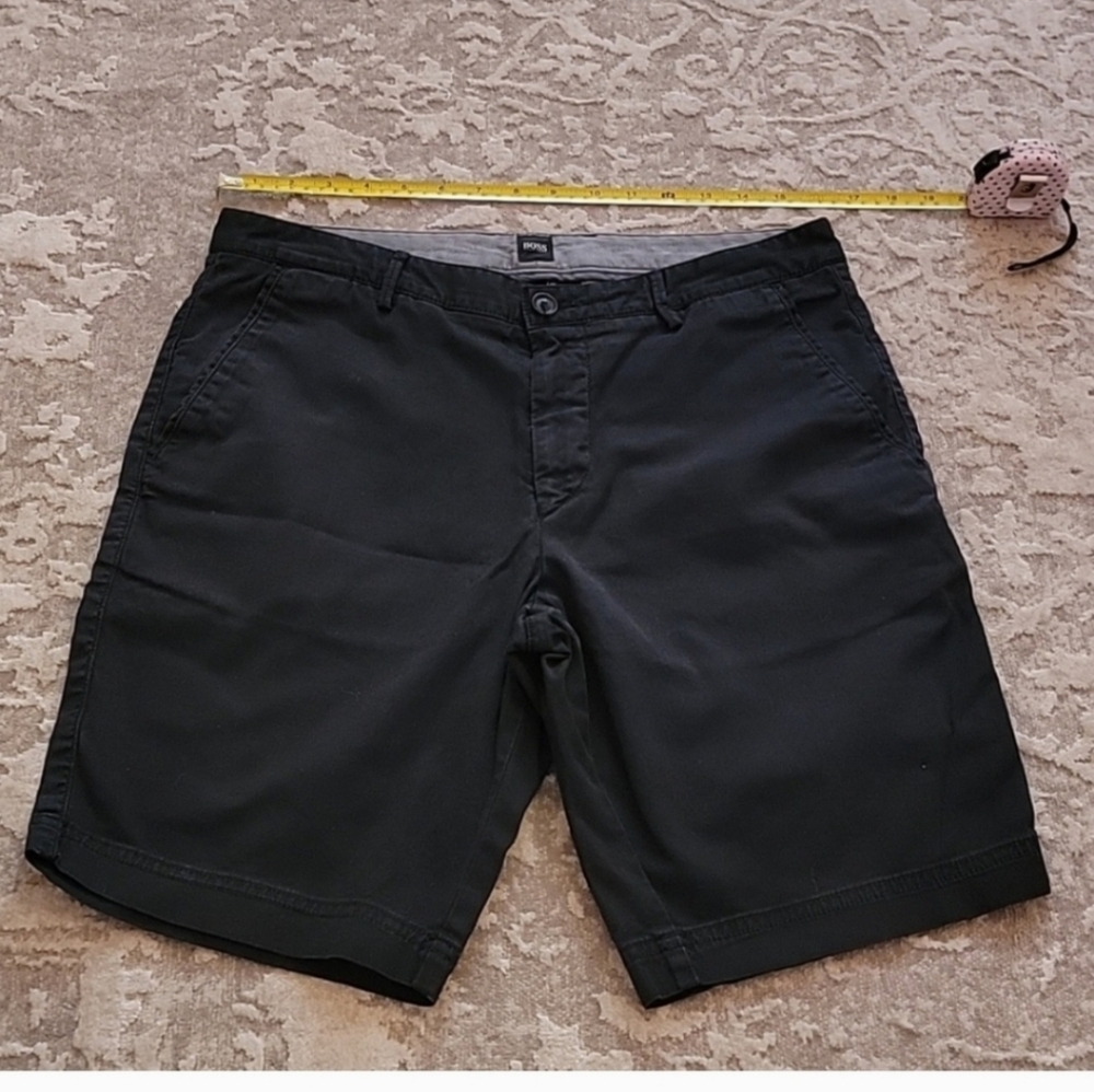 Hugo Boss black shorts  size 30
